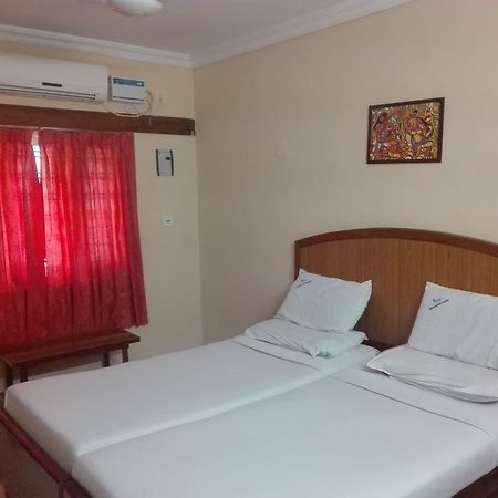 Ktdc Nandanam Guruvayoor Hotel Guruvāyūr Exterior foto